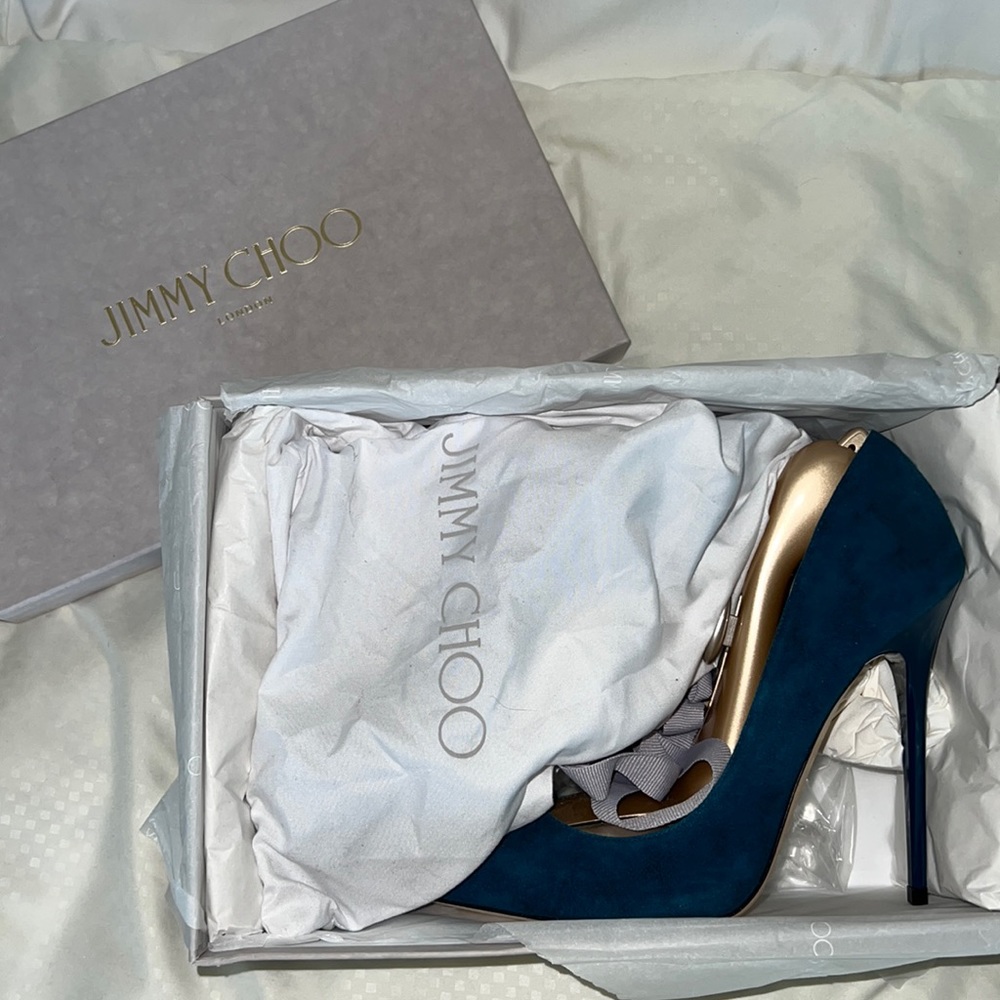 NEVER WORN Jimmy Choo suede ocean pumps 38 1/2